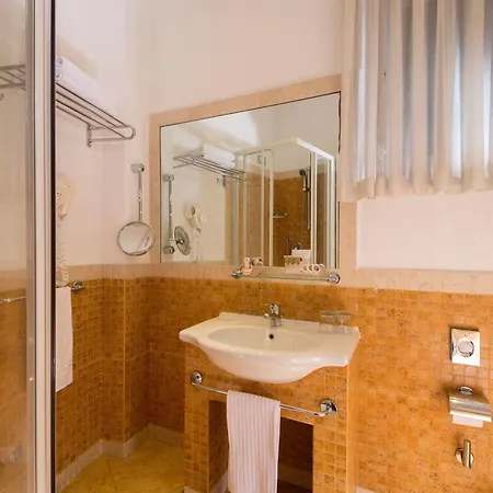 Hotel Saint Paul 4*