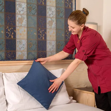 Saint Paul Hotel 4*